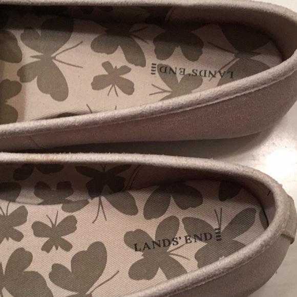 Lands End Suede tasseled Loafers - Picture 10 of 11